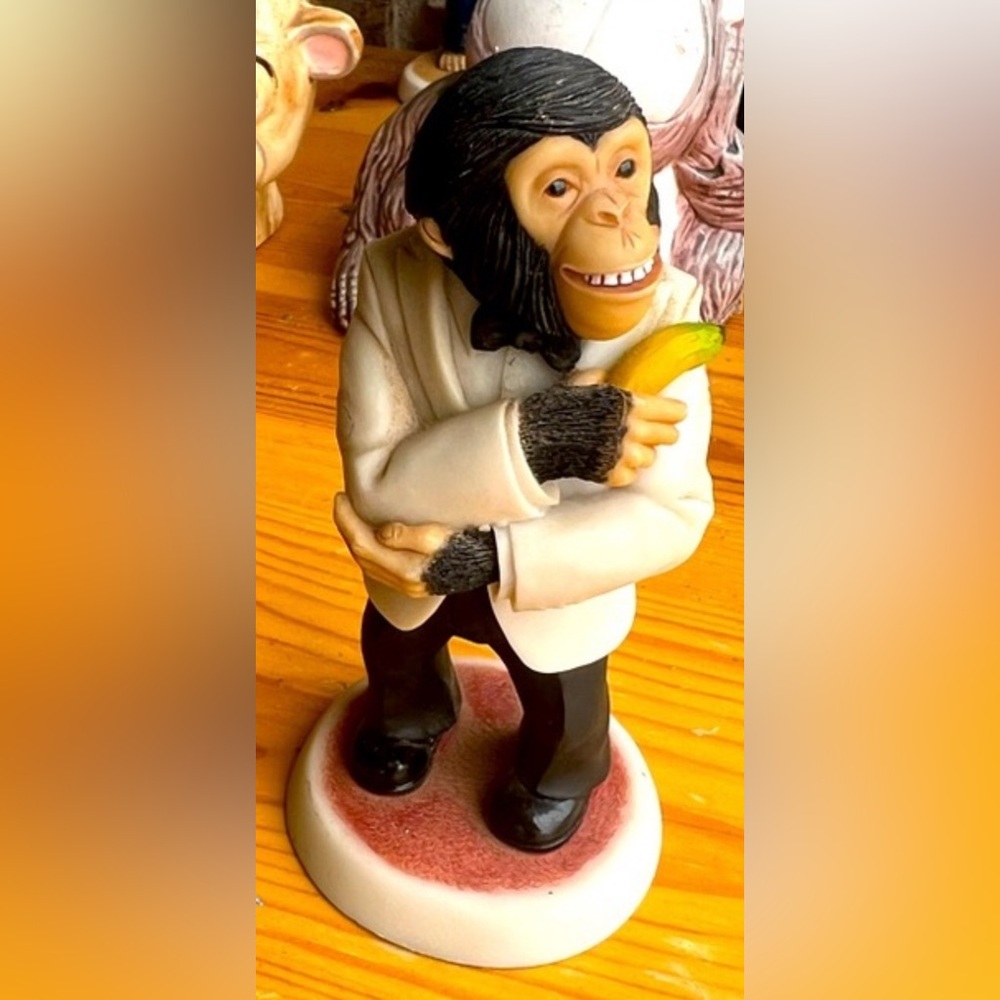 Robert Harrop chimpanzee holding a Banana
